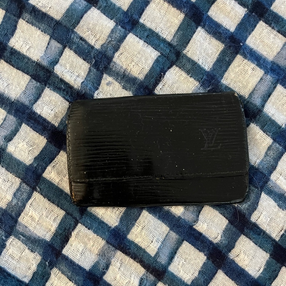 LV key holder